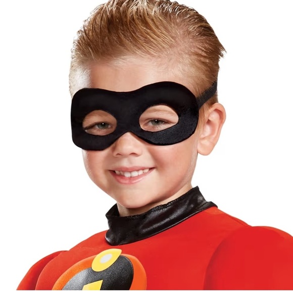 NWT Dash The Incredibles  Disney/Pixar 2T muscle costume  superhero - Picture 3 of 9